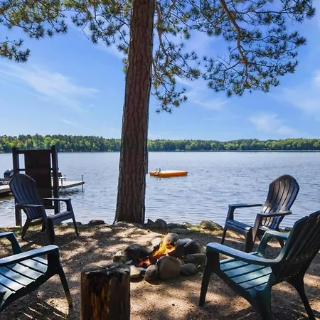 Whispering Waters Bayview Resort Cabin 4